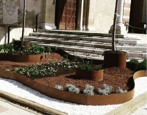Bordura In Corten "IW" Dritta Con Picchetti Alubord Modelli Corten - 5