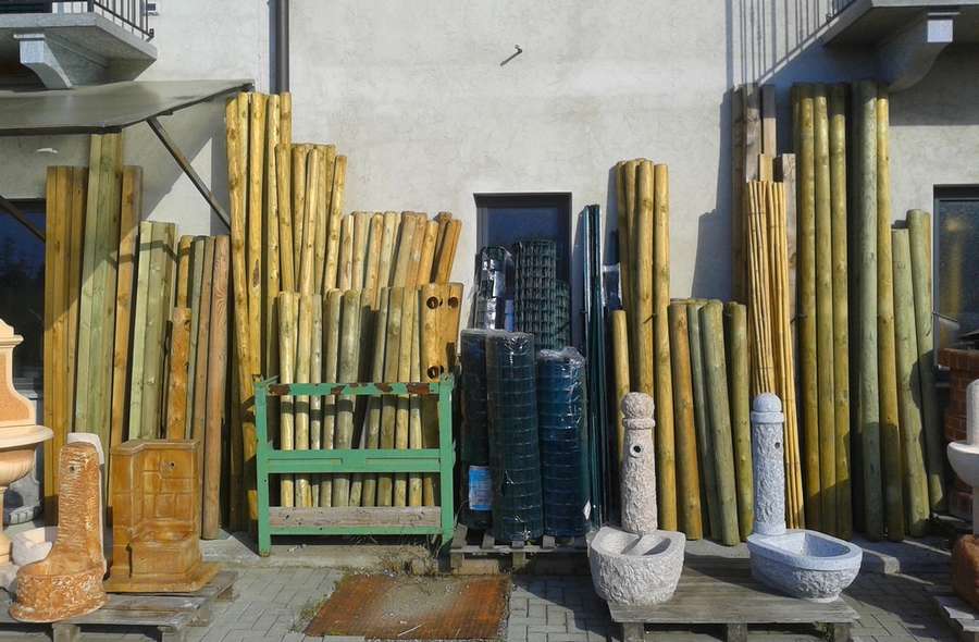 strutture e arredi in legno per esterni
