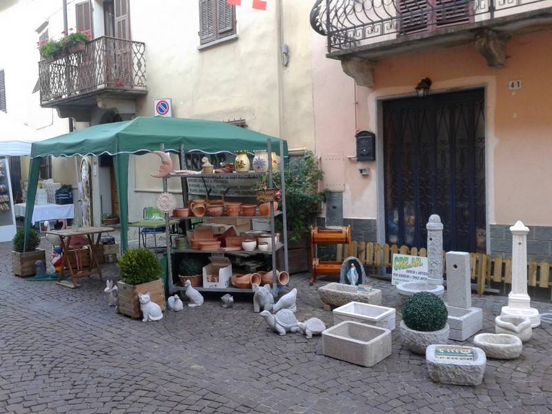 SCOPA TOGLIRAGNATELE ALLUNGABILE - Giardino e Fai da te In vendita a Cuneo